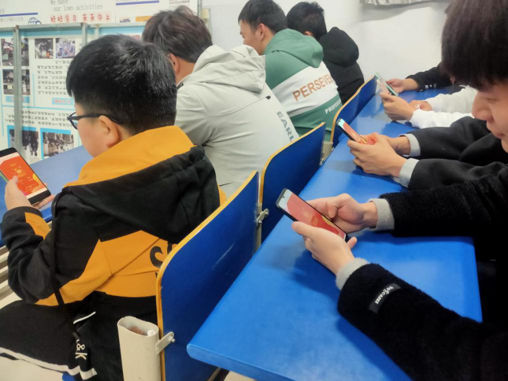 20级计算机应用技术1班、2班团支部开展党史答题活动